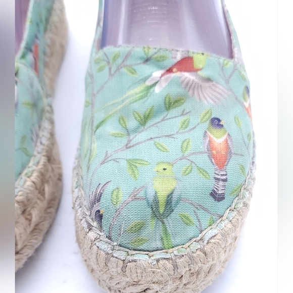 Wisdom Bird Tropical Luxury Amazonia Green Bird Print Espadrille Shoes Size 36 - Picture 6 of 11